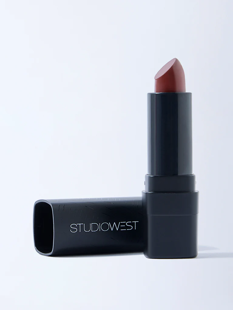 Studiowest Satin Dream Dare Lipstick - 4.2 gm